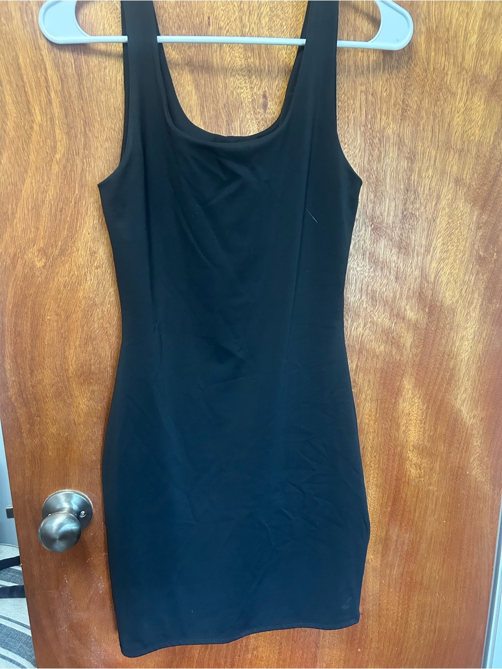 Black Sleeveless Bodycon Dress